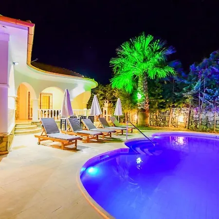The Ultimate In An Ideal Location, Dalaman 1050 فيلة أكايا